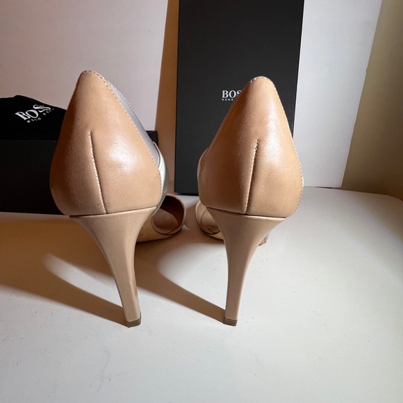 Hugo Boss “Gea-B” beige leather heels size 7.5 - Picture 4 of 7